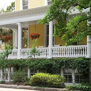 Forsyth Park Couette-café